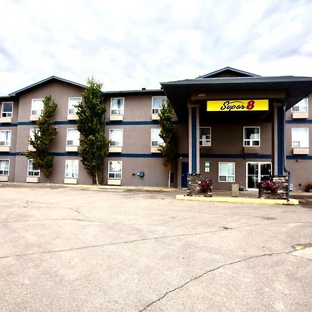 Hotel Super 8 By Wyndham Whitecourt Exteriér fotografie