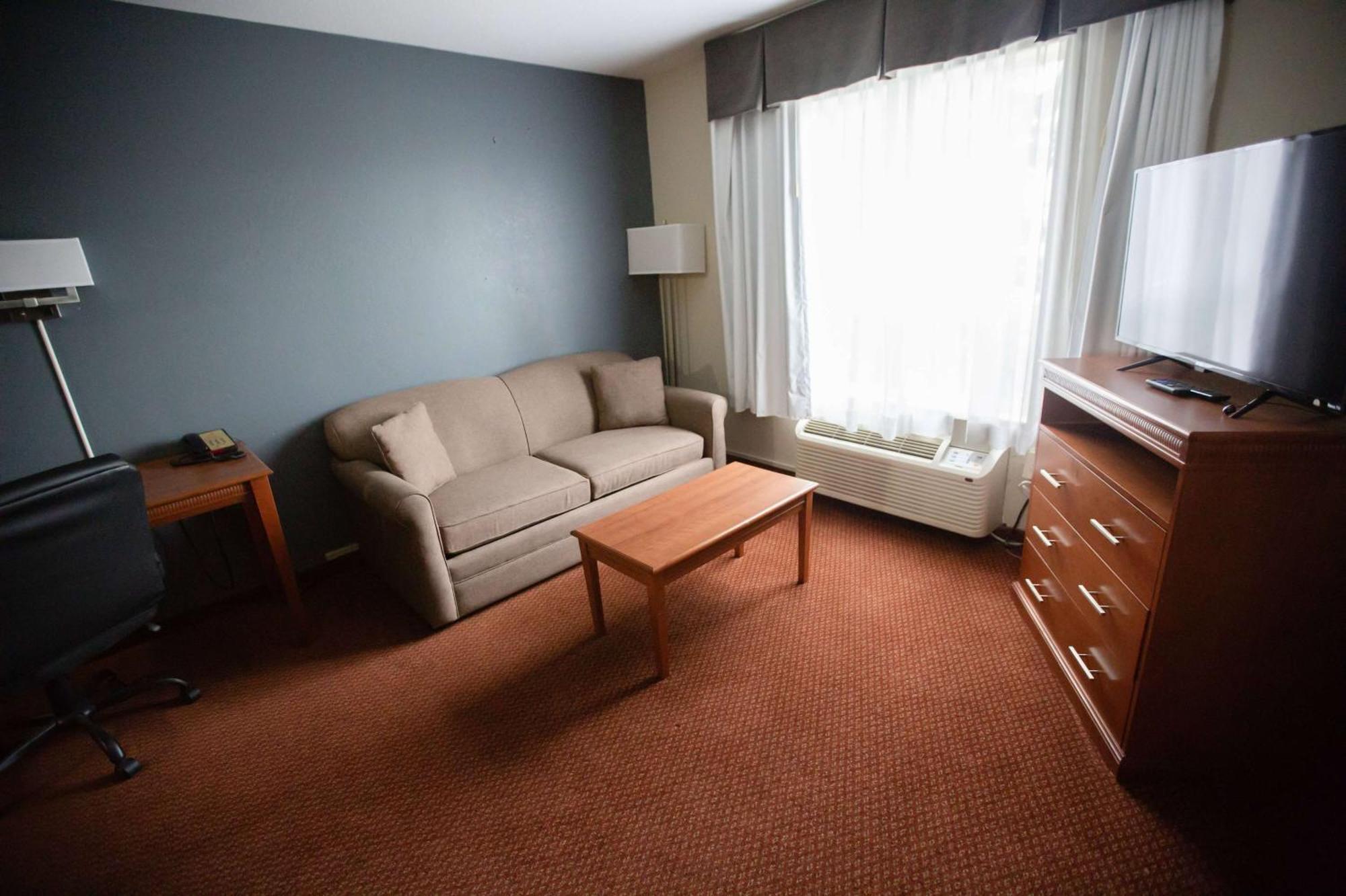 Hotel Super 8 By Wyndham Whitecourt Exteriér fotografie