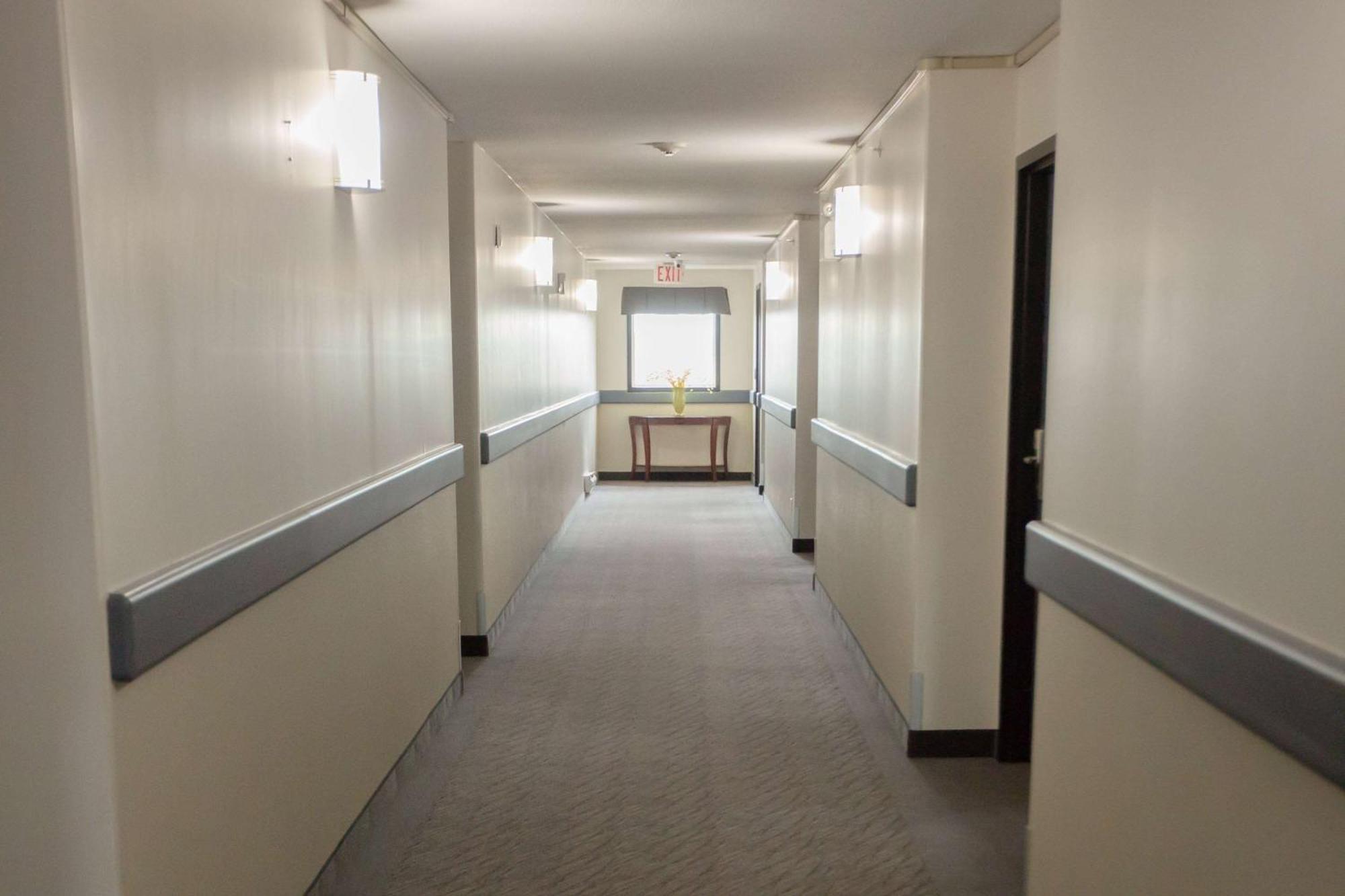 Hotel Super 8 By Wyndham Whitecourt Exteriér fotografie